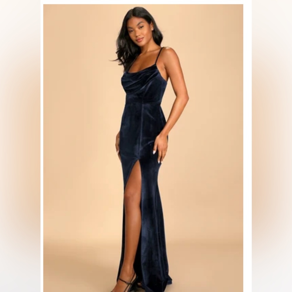 Lulu’s Velvet Dress